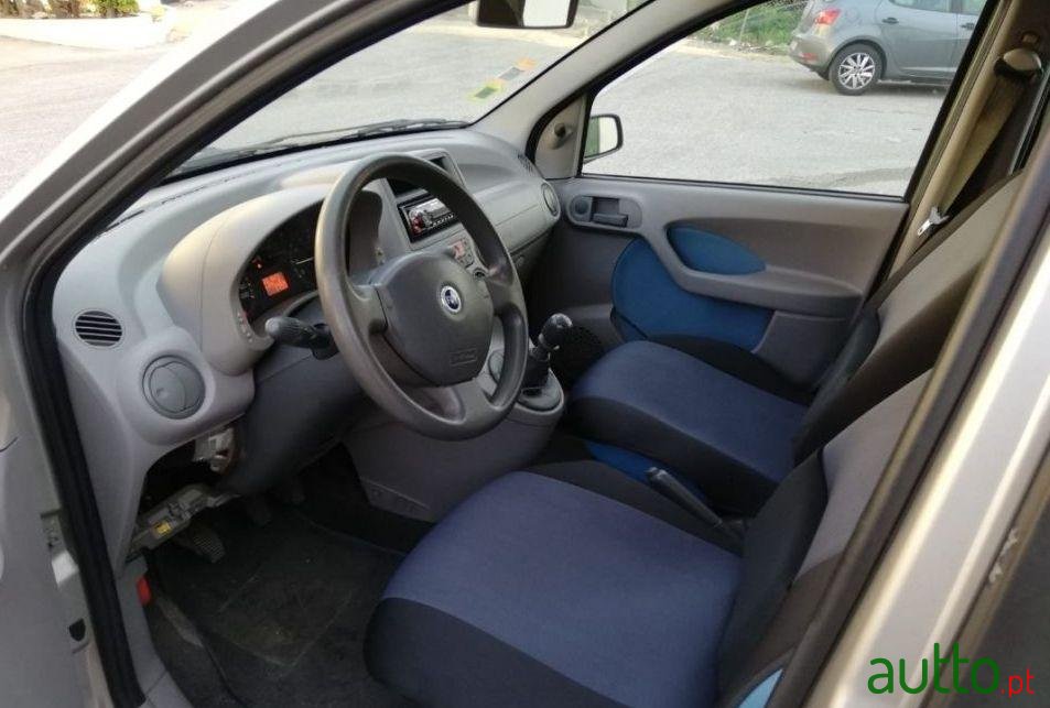 2005' Fiat Panda photo #1