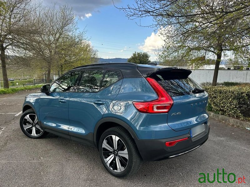 2022' Volvo Xc 40 photo #5