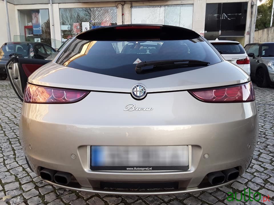 2009' Alfa Romeo Brera photo #4