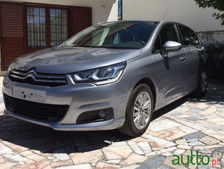 2016' Citroen C4 photo #2