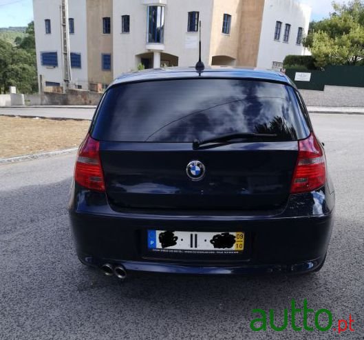 2009' BMW 120 photo #5