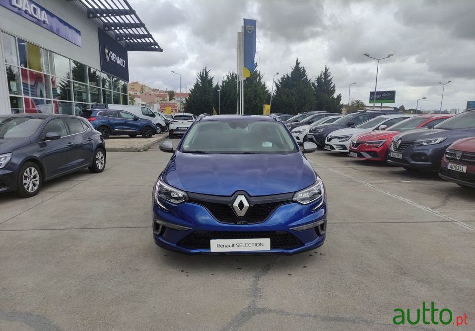 2018' Renault Megane Sport Tourer photo #2