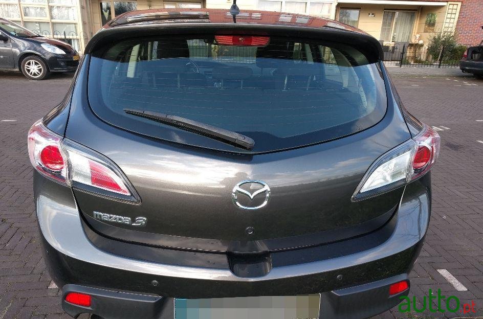 2011' Mazda 3 Mz-Cd 1.6 Sport photo #2