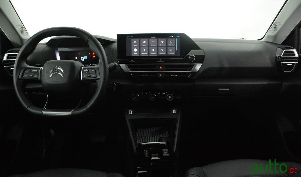 2024' Citroen C4 X photo #3