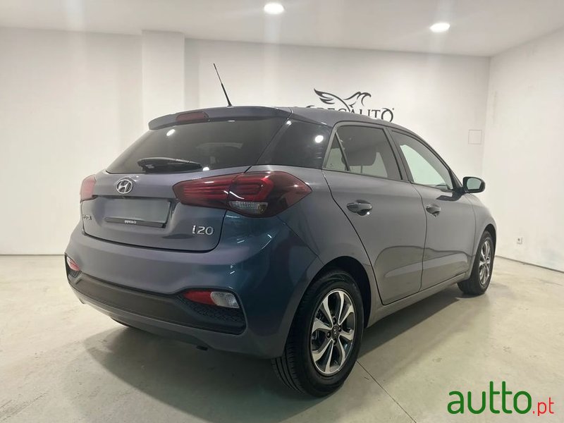 2019' Hyundai i20 photo #5