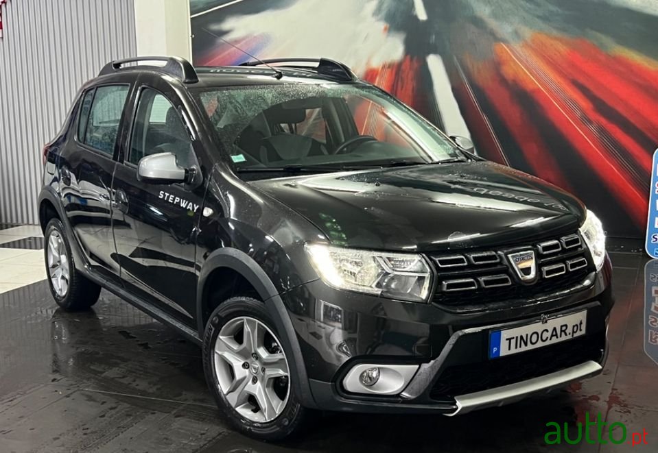 2017' Dacia Sandero photo #2