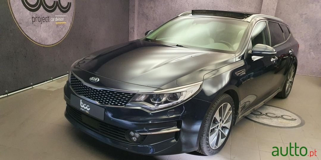2017' Kia Optima Sw photo #1