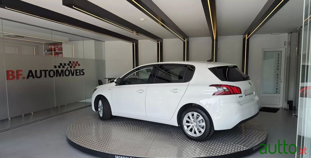2021' Peugeot 308 photo #4
