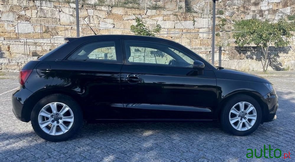 2011' Audi A1 1.2 Tfsi Advance photo #4