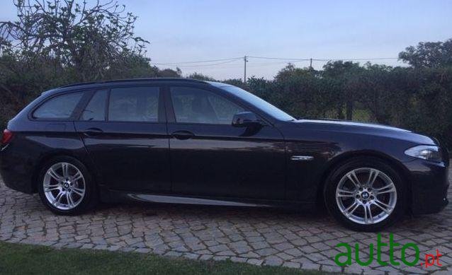 2013' BMW 520 D Pack M Auto photo #4