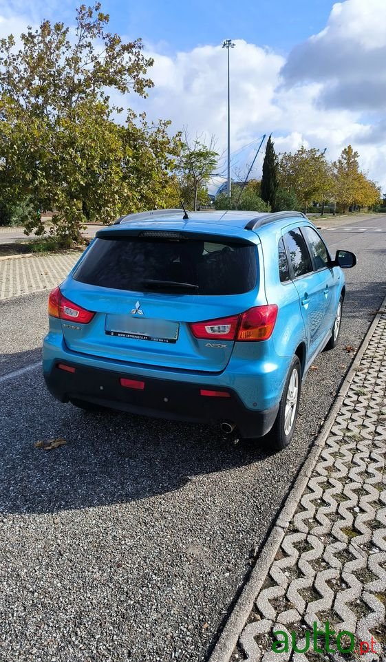 2010' Mitsubishi ASX 1.8 Di-D Intense photo #4