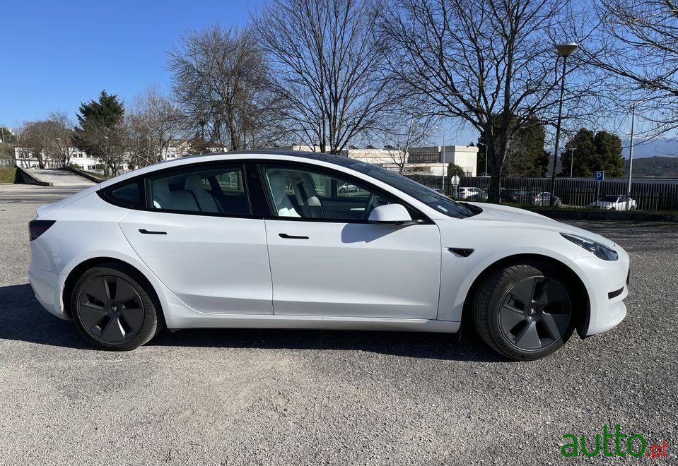 2022' Tesla Model 3 photo #3