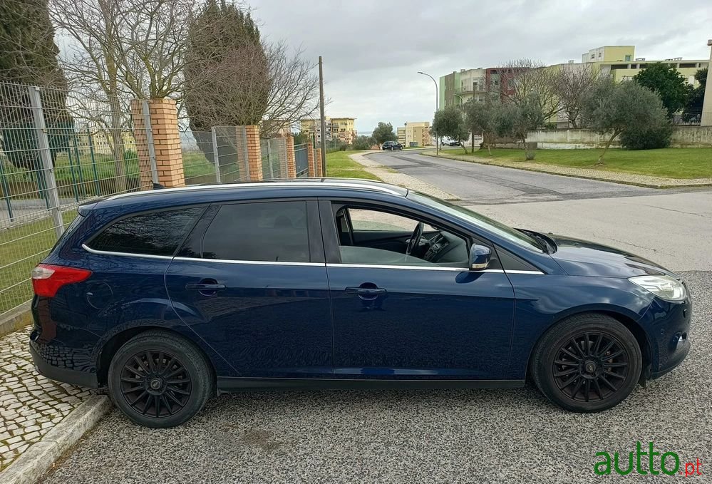 2013' Ford Focus Sw photo #5