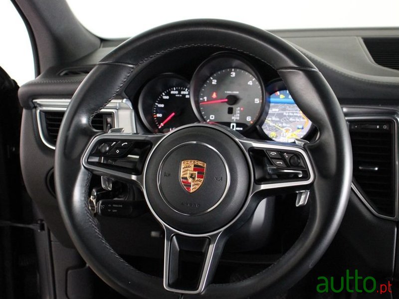 2014' Porsche Macan S photo #6