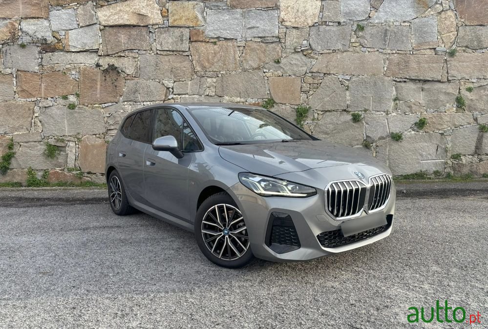 2024' BMW Série 2 photo #2