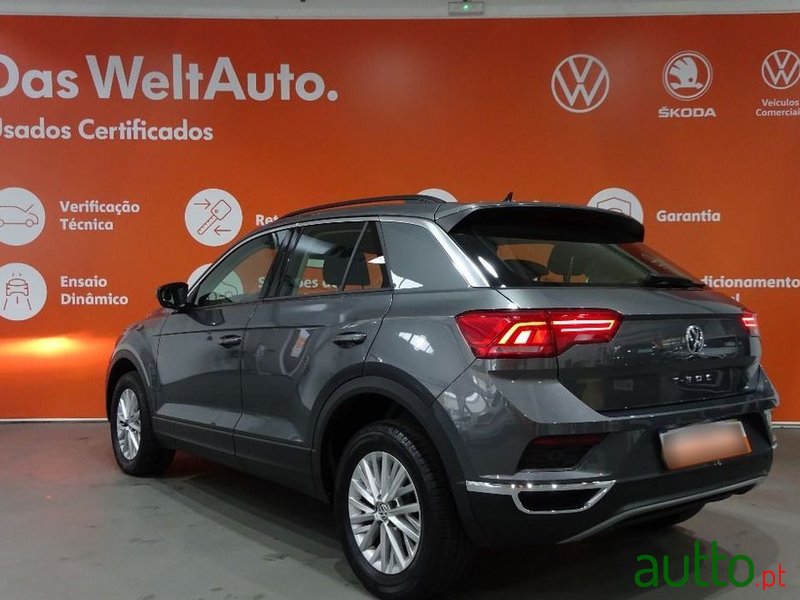 2019' Volkswagen T-Roc photo #3
