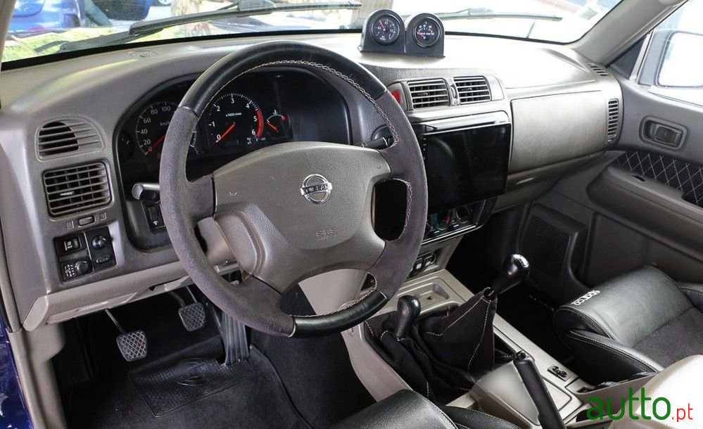 1998' Nissan Patrol photo #2