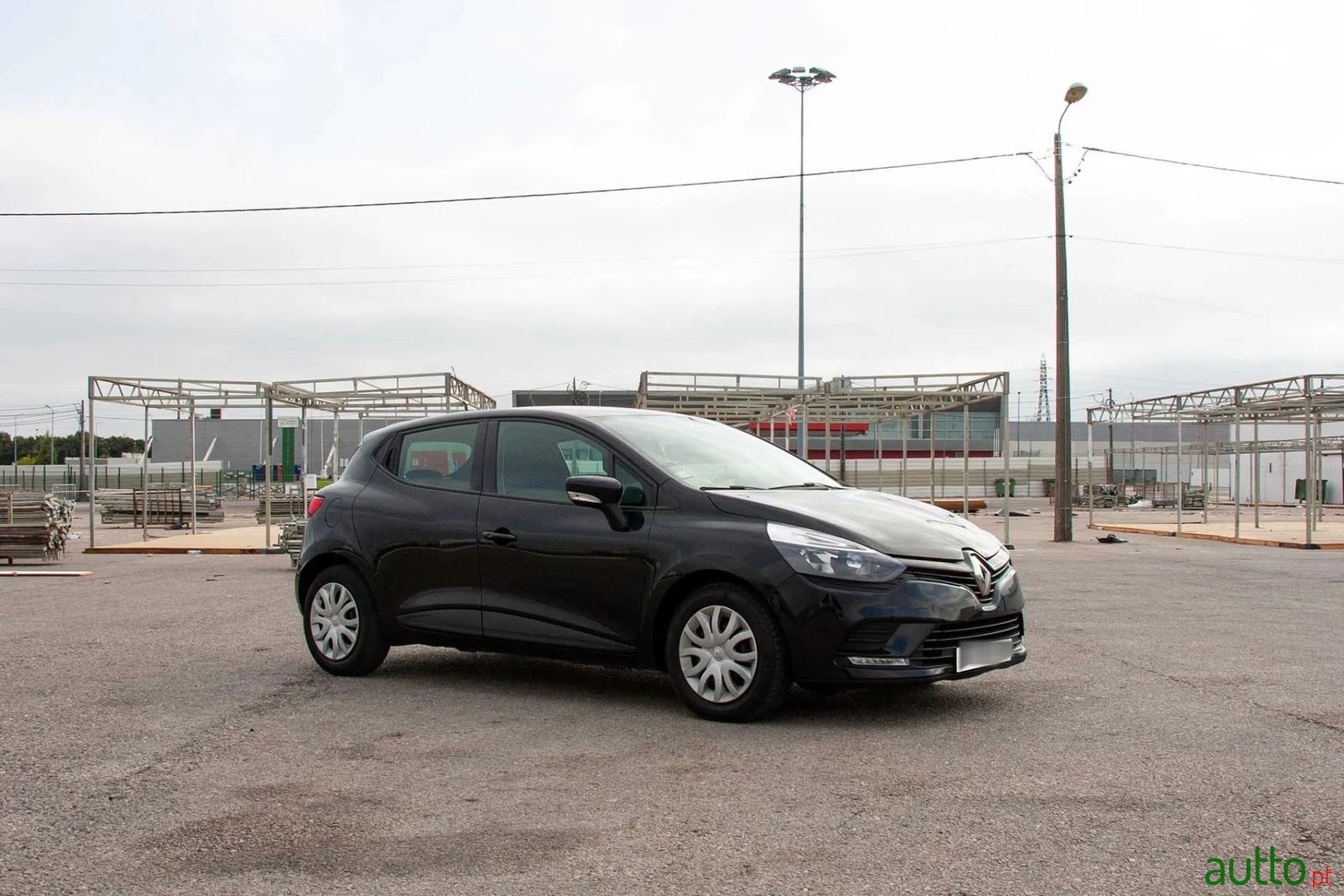 2019' Renault Clio photo #1