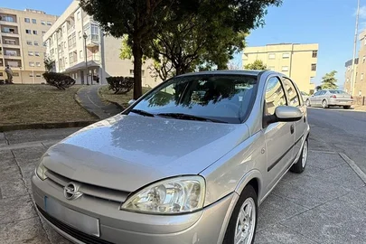 2001' Opel Corsa