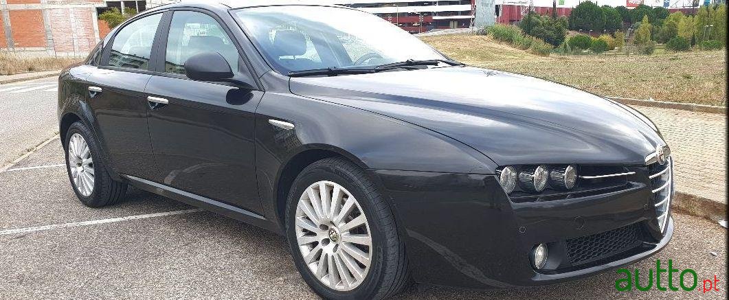 2008' Alfa Romeo 159 photo #2