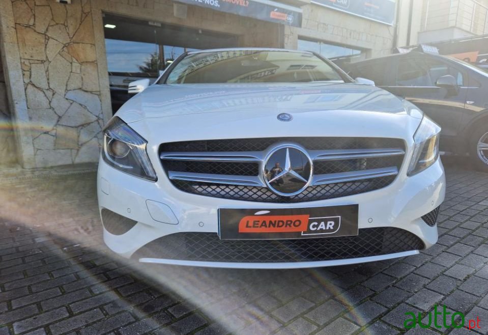 2014' Mercedes-Benz A-180 photo #2