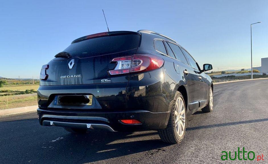 2015' Renault Megane photo #3