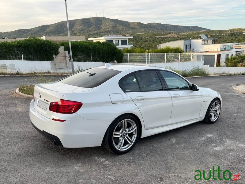 2012' BMW 535 D Pack M Auto photo #4