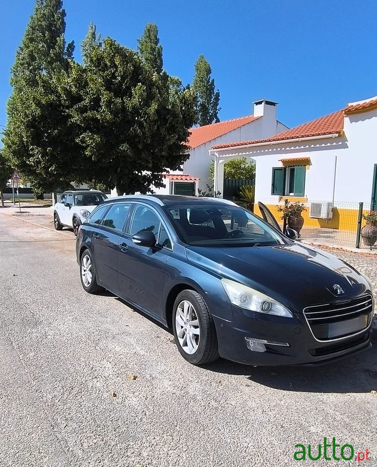 2011' Peugeot 508 Sw photo #4