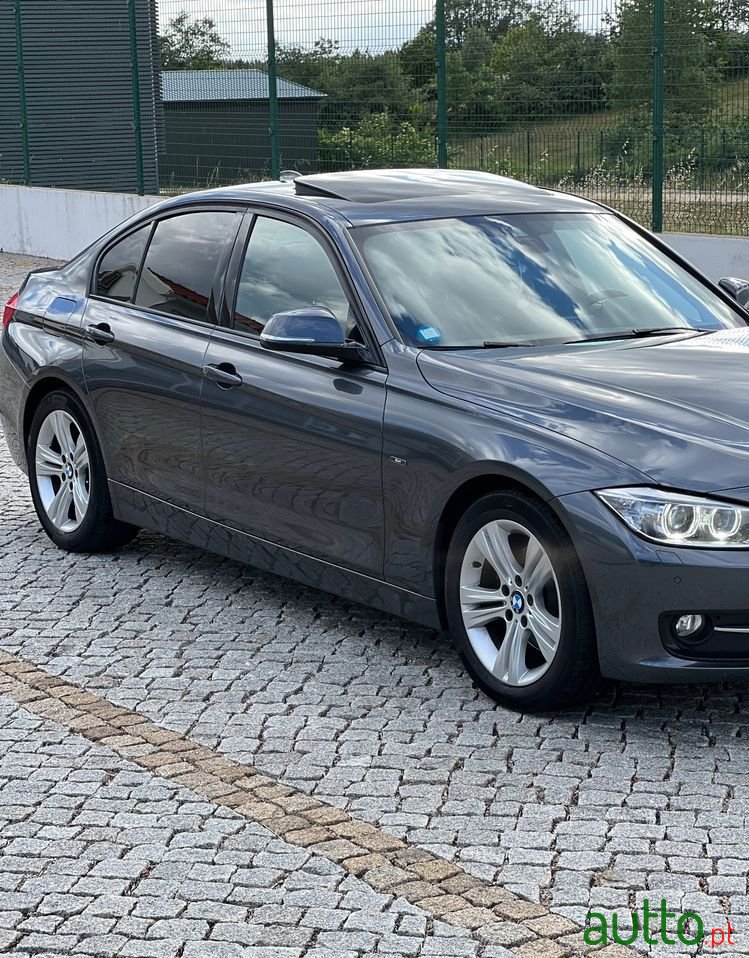 2012' BMW 320 D Aut. Sport Line photo #2