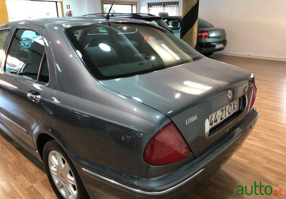 2000' Lancia Lybra 1.6 photo #2