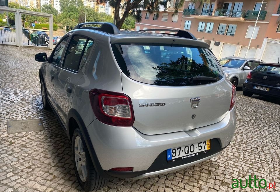 2015' Dacia Sandero Stepway photo #5