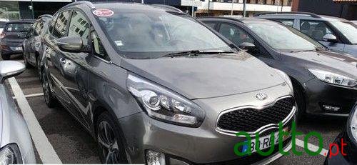 2016' Kia Carens 1.7 Crdi Isg Tx photo #2