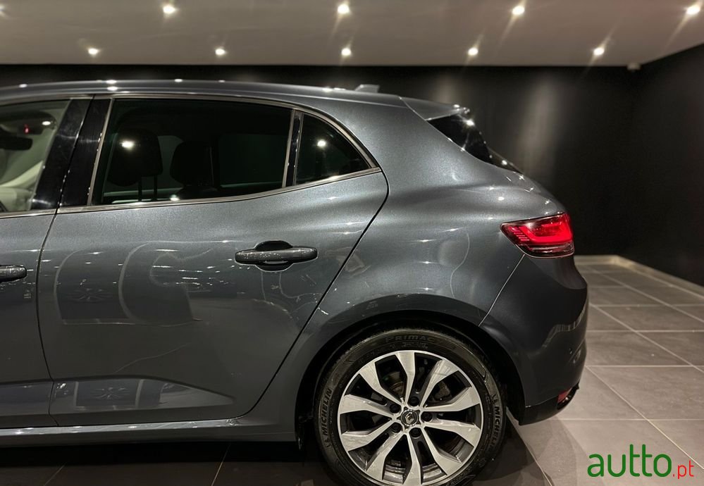 2021' Renault Megane photo #4