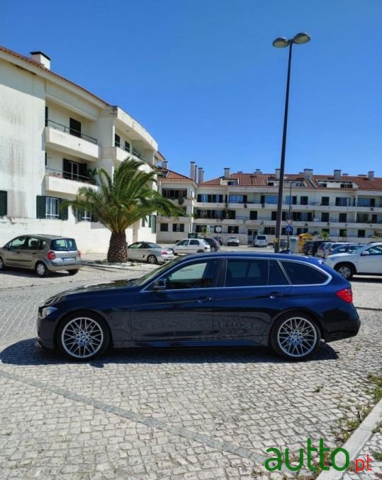 2013' BMW 320 photo #5