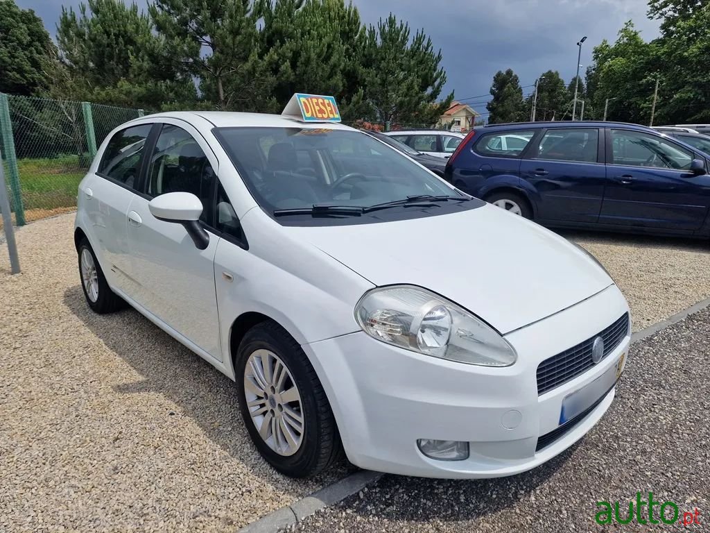 2007' Fiat Grande Punto photo #1