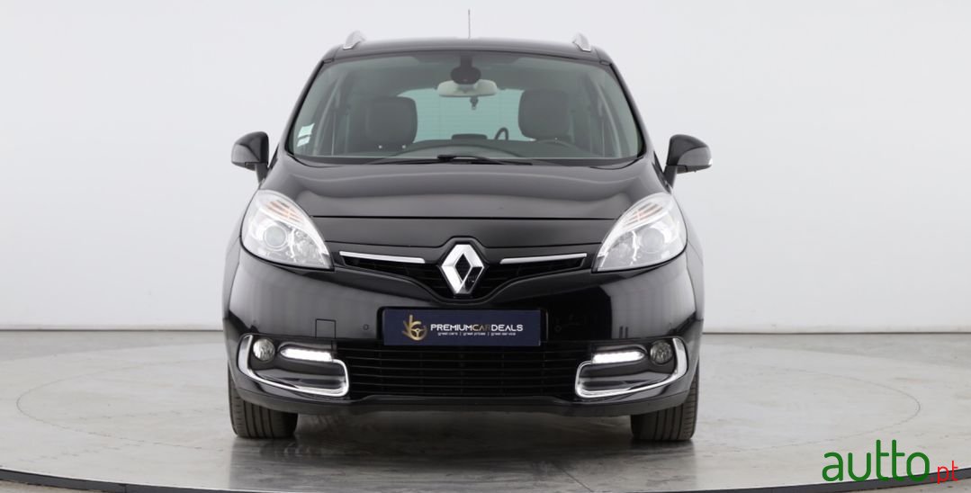 2015' Renault Grand Scenic photo #2