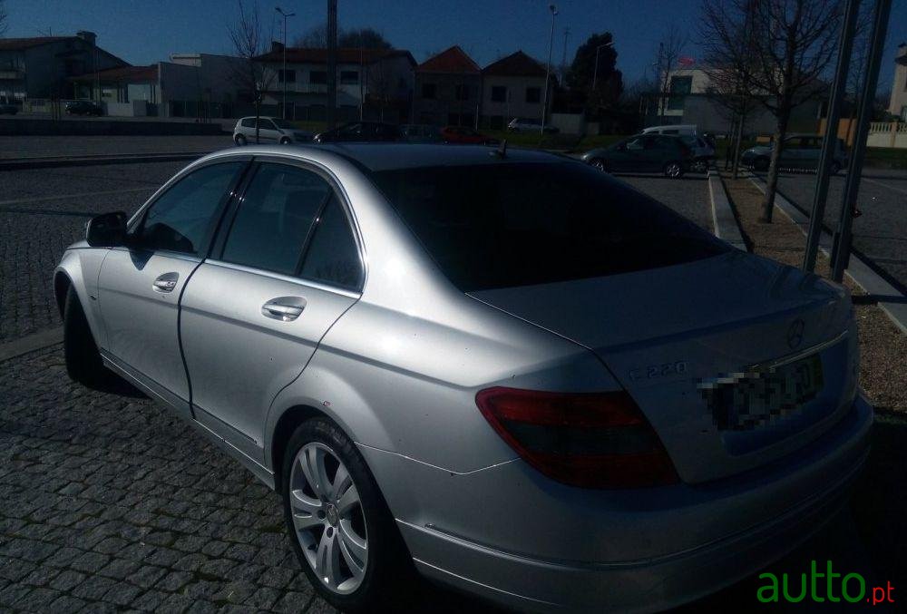 2007' Mercedes-Benz C 220 Cdi photo #2