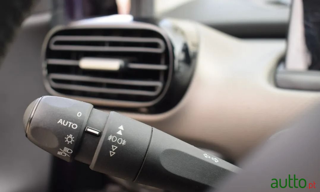 2016' Citroen C4 Cactus photo #5