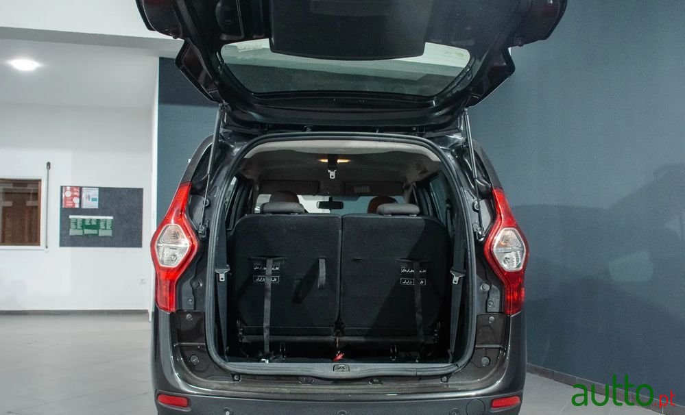 2013' Dacia Lodgy 1.5 Dci Confort 7L photo #4