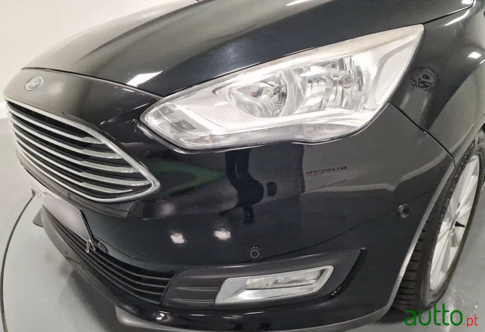 2018' Ford Grand C-MAX photo #5