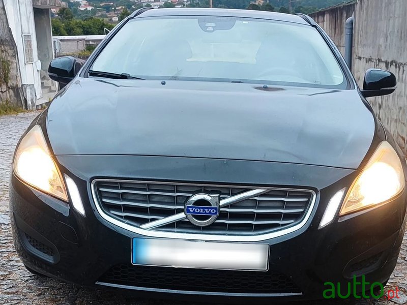 2012' Volvo V60 photo #2