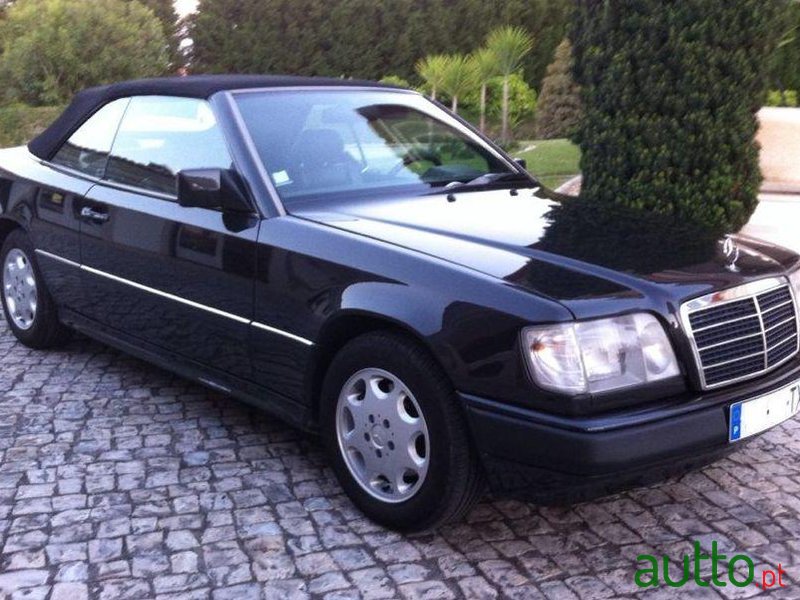 1993' Mercedes-Benz E-300 Ce - 24 Cabriolet photo #1