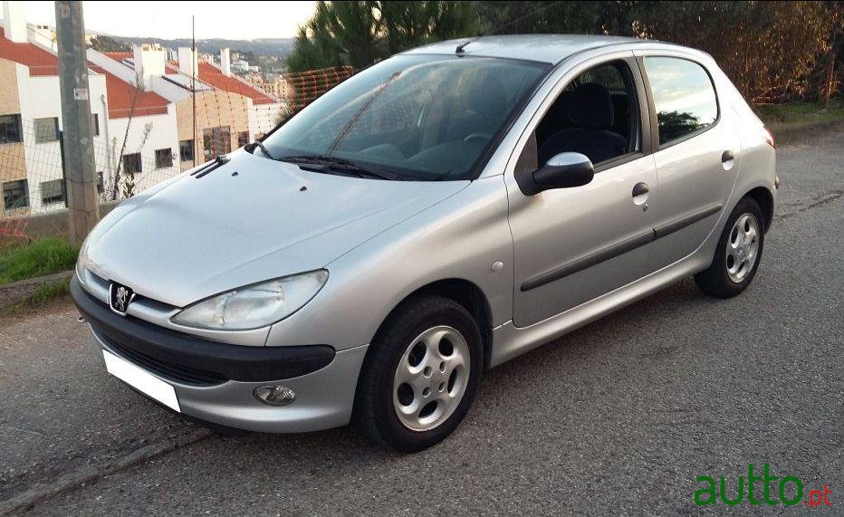 2002' Peugeot 206 1.4 Xt Aut. photo #1