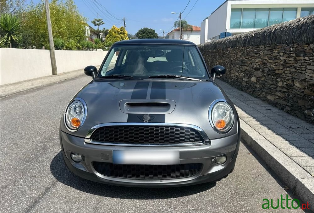 2008' MINI Cooper S 3 Portas photo #3