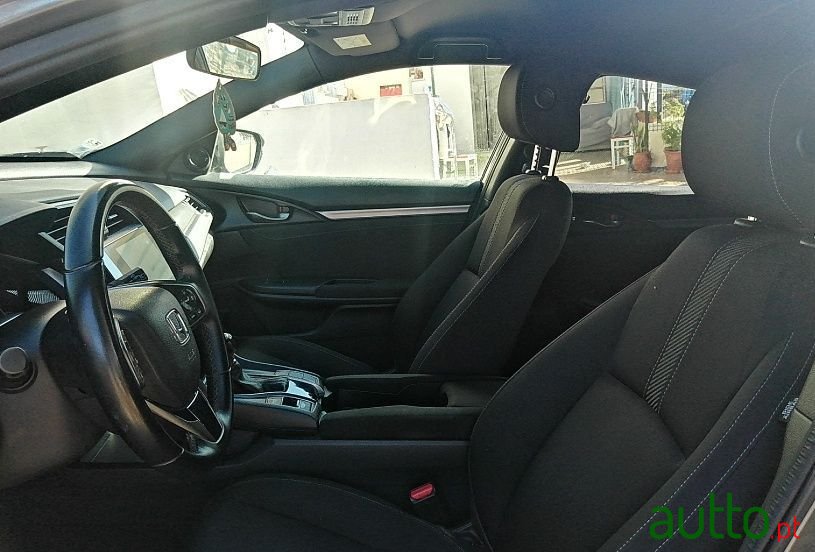 2018' Honda Civic photo #3