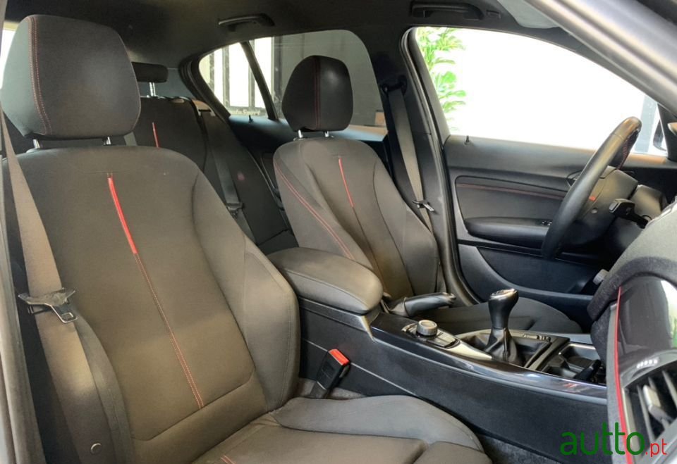 2012' BMW 118 photo #5