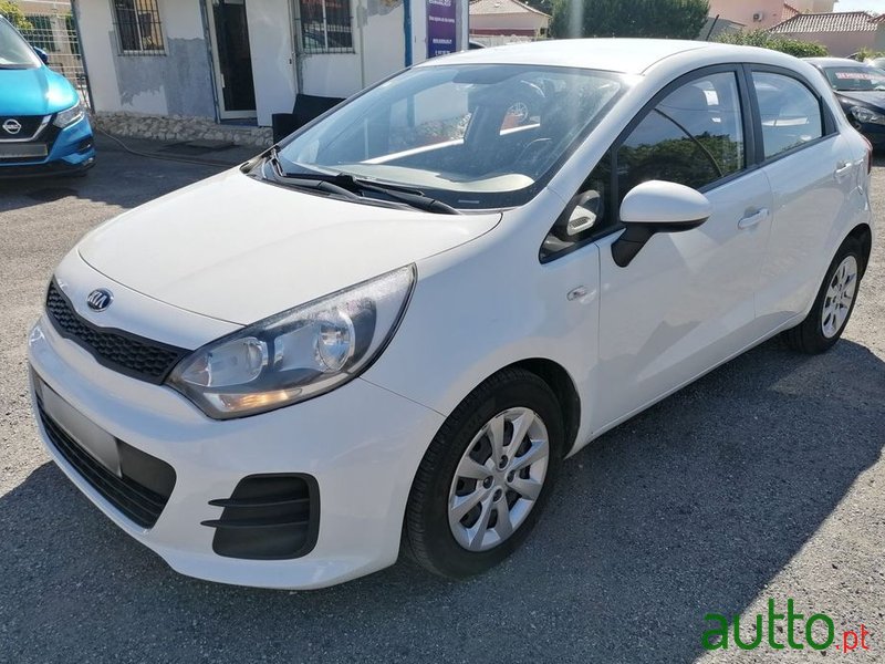 2016' Kia Rio 1.1 Crdi photo #4