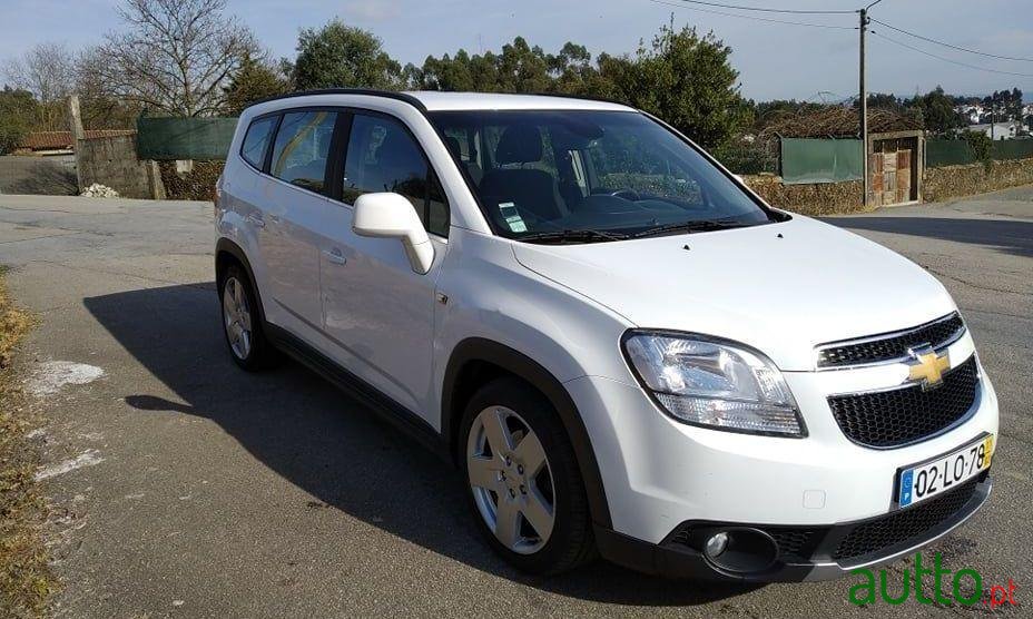 2011' Chevrolet Orlando 2.0 Vcdi 7 Lugares photo #2