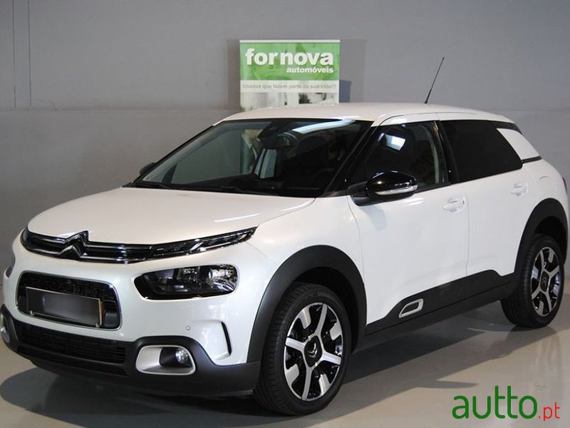 2019' Citroen C4 Cactus photo #1