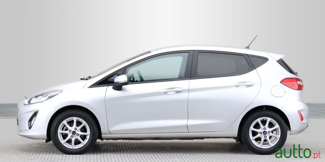 2018' Ford Fiesta photo #2